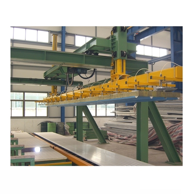 Izolowany dach 48000 * 8000 mm Maszyna do paneli warstwowych PU